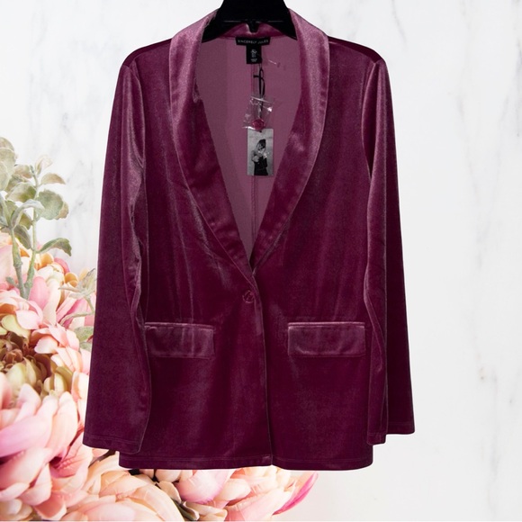 Jackets & Blazers - Sincerely Jules Velvet One front button Pockets Velvet Blazer Sz L NWT
